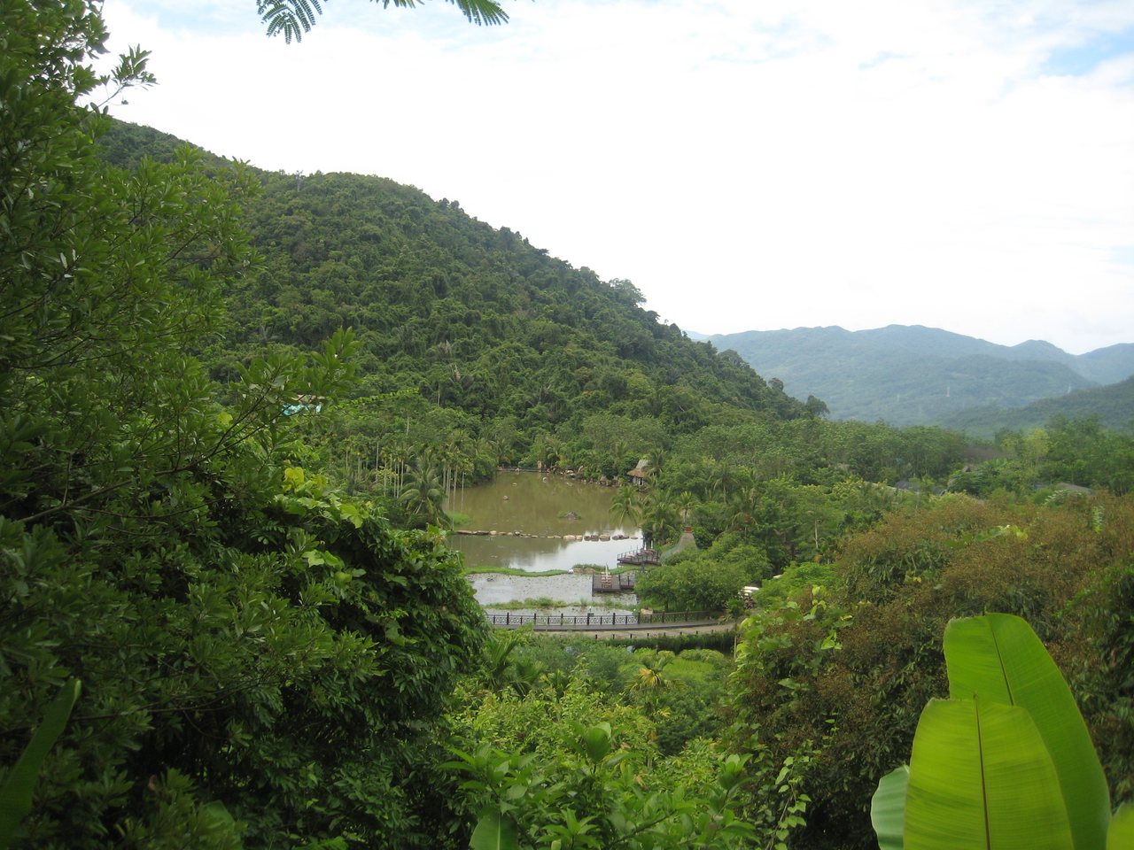 海南企业团建导游